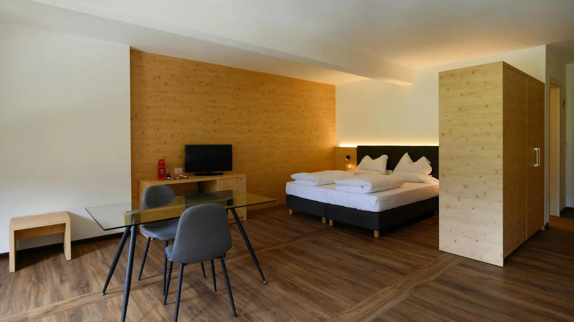 ***  Hotel Stella Alpina Spiazzi Di Caprino Włochy